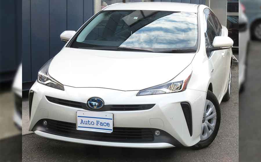 【ご成約】トヨタ プリウス 後期モデル プリクラッシュレーダー