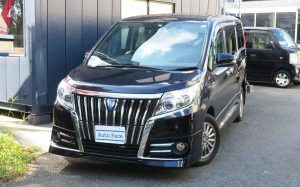 【ご成約】トヨタエスクァイア　ハイブリッドＧｉ　モデリスタエアロ　モデリスタマフラー