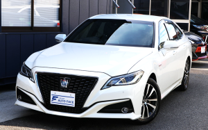 トヨタクラウンハイブリッド【ご成約】