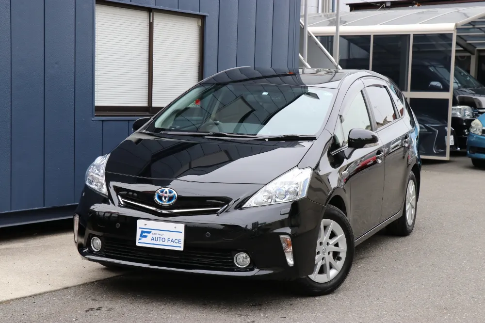 【ご成約】トヨタプリウスアルファ