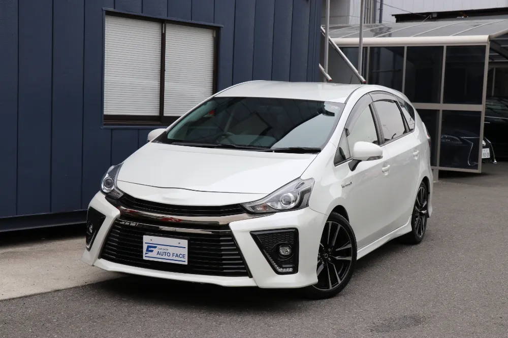 【ご成約】トヨタプリウスアルファ