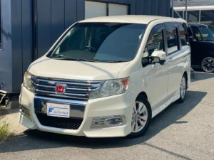 【ご成約】ホンダステップワゴンスパーダ