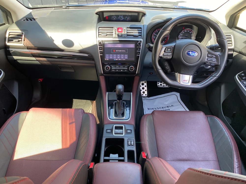 スバルレヴォーグ