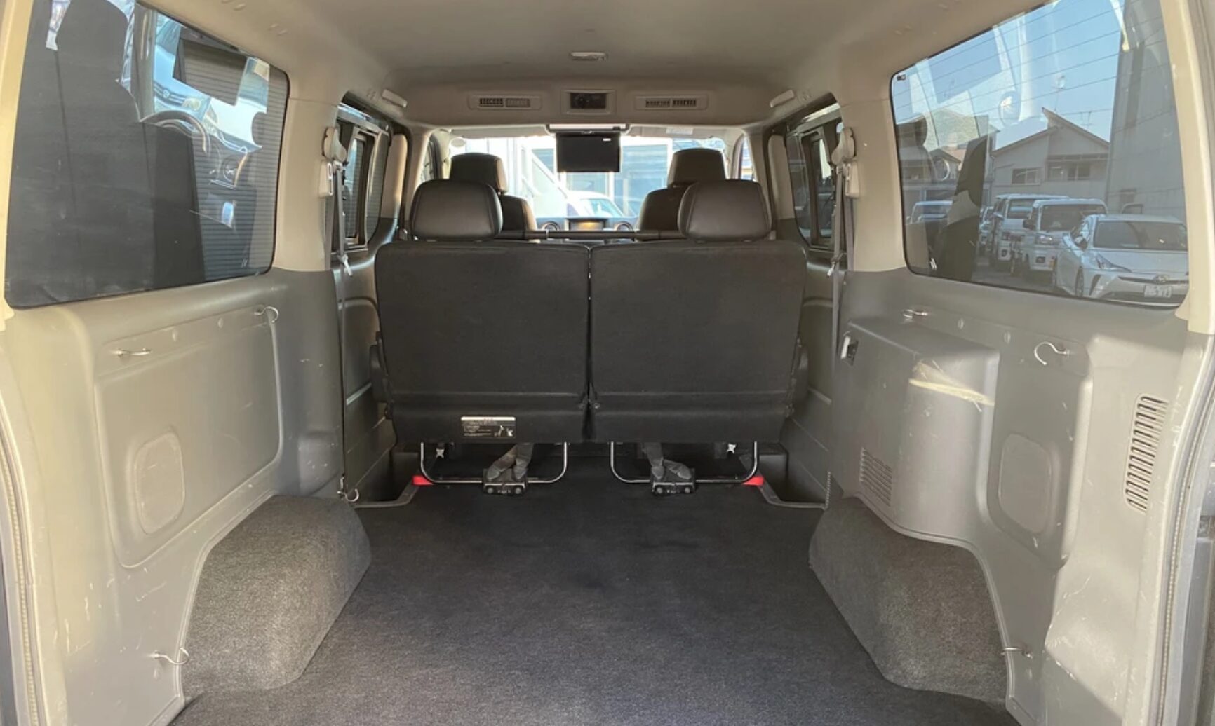 日産NV350キャラバン