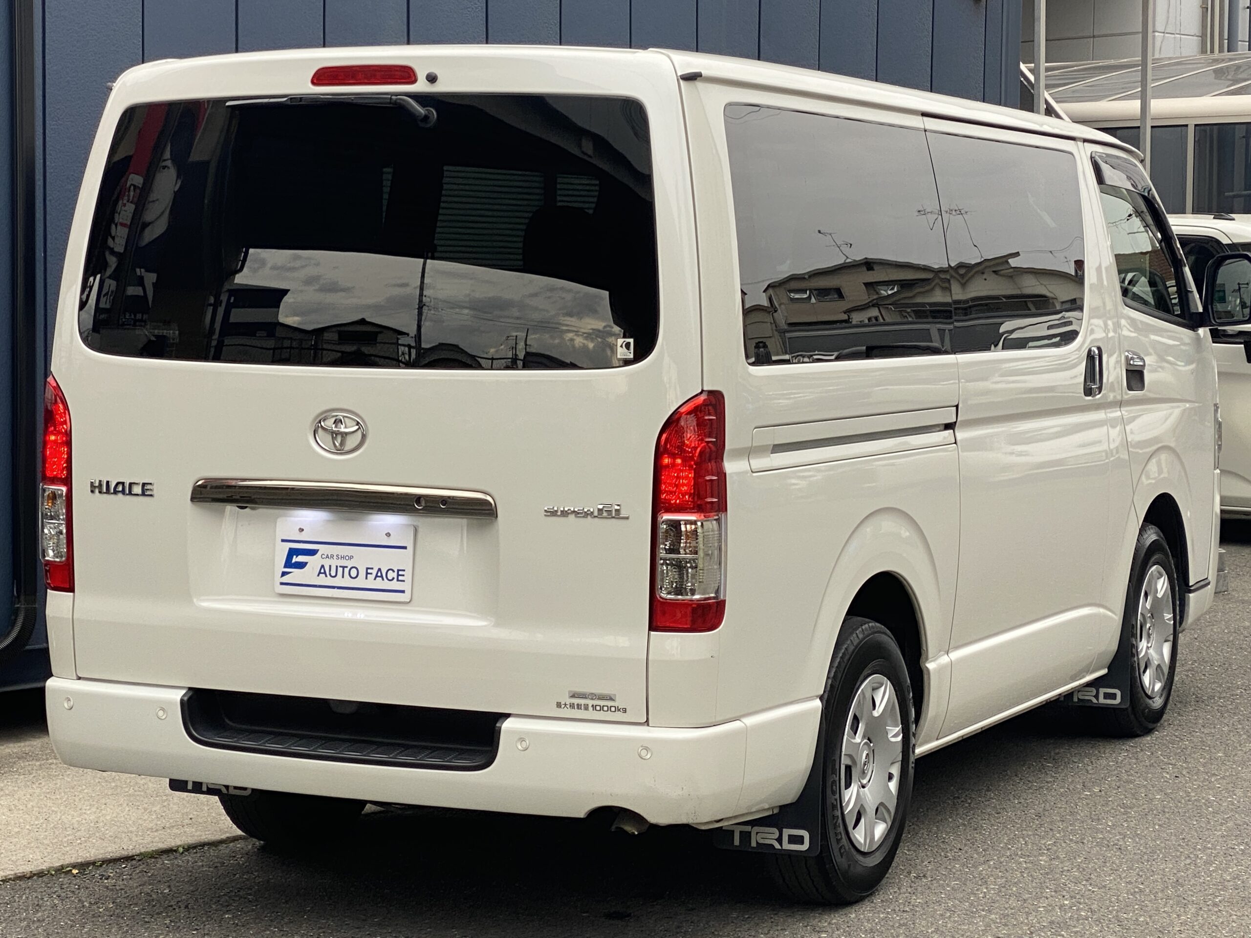 トヨタハイエースバン